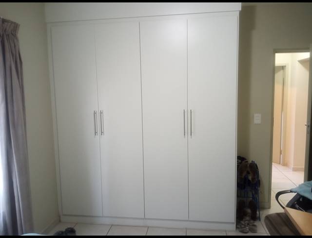 2 BEDROOM SECTIONAL TITLE FOR SALE IN NORTON PARK